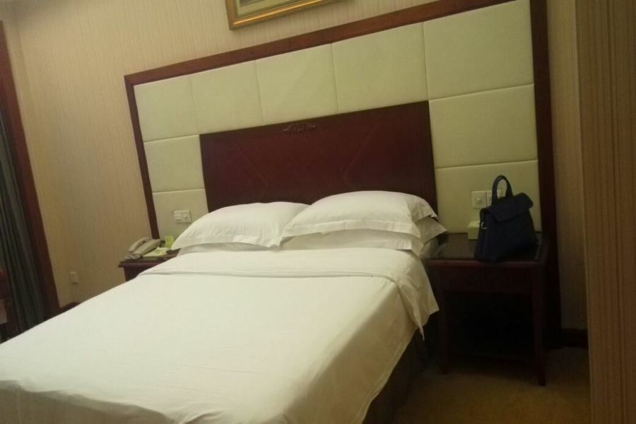 Vienna Hotel Foshan Nanhai Avenue Branch Экстерьер фото